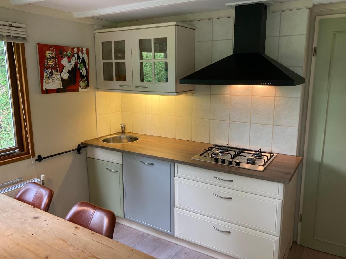 Chalet Wild Forest, Knus Chalet Op De Veluwe Met Gratis Parkeren Putten Bagian luar foto